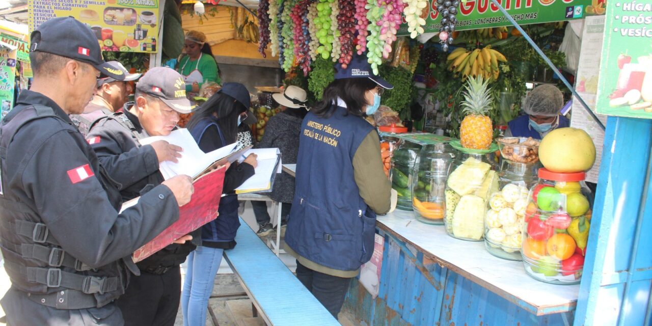 𝗦𝗔𝗡𝗖𝗜𝗢𝗡𝗔𝗡 𝗔 𝗝𝗨𝗚𝗨𝗘𝗥𝗜́𝗔𝗦 𝗗𝗘 𝗟𝗢𝗦 𝗠𝗘𝗥𝗖𝗔𝗗𝗢𝗦 𝗗𝗘 𝗖𝗛𝗜𝗟𝗖𝗔 𝗣𝗢𝗥 𝗜𝗡𝗦𝗔𝗟𝗨𝗕𝗥𝗘𝗦