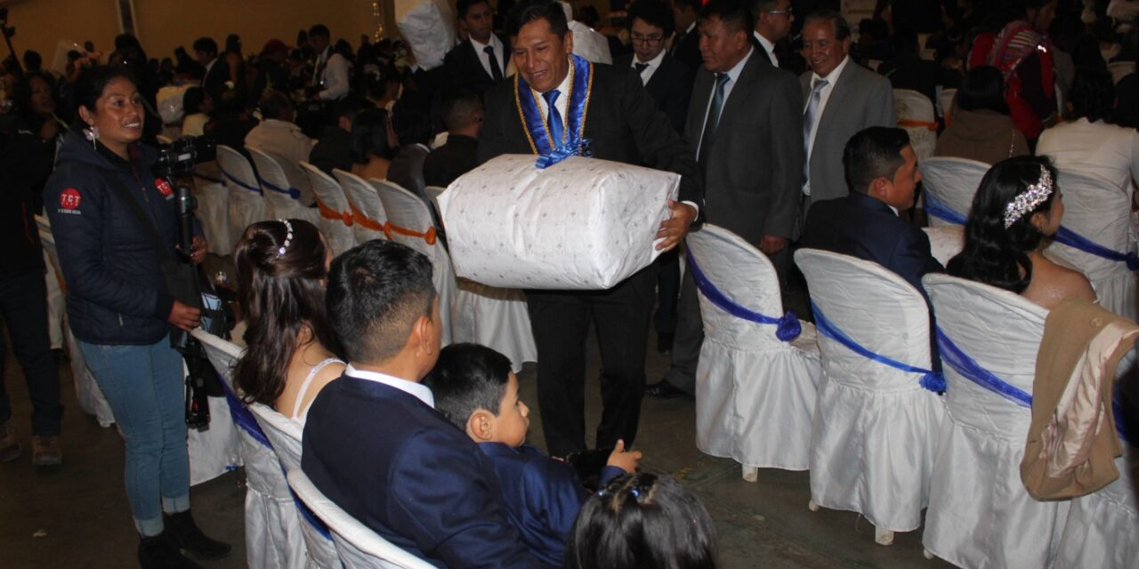 𝗣𝗥𝗘𝗠𝗜𝗢𝗦 𝗬 𝗦𝗢𝗥𝗣𝗥𝗘𝗦𝗔𝗦 𝗘𝗡 𝗘𝗟 𝗠𝗔𝗧𝗥𝗜𝗠𝗢𝗡𝗜𝗢 𝗖𝗜𝗩𝗜𝗟 𝗠𝗔𝗦𝗜𝗩𝗢 𝗘𝗡 𝗖𝗛𝗜𝗟𝗖𝗔