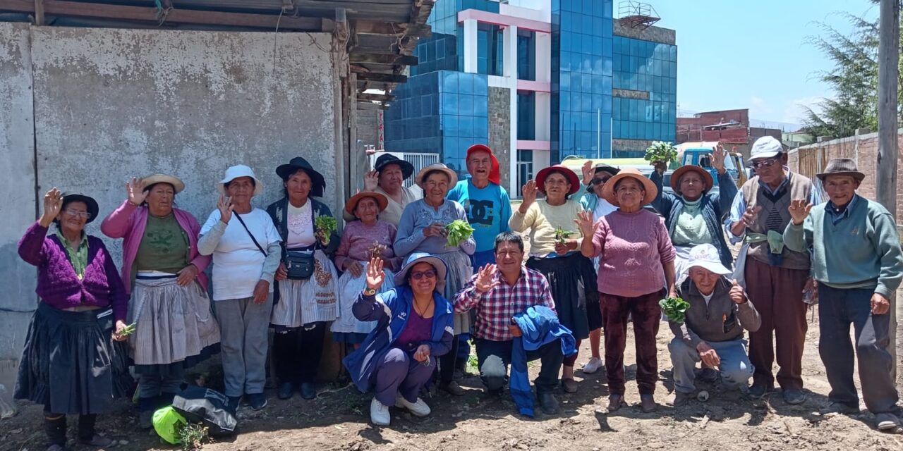 CANITAS FELICES CULTIVAN MÁS DE 400 HORTALIZAS